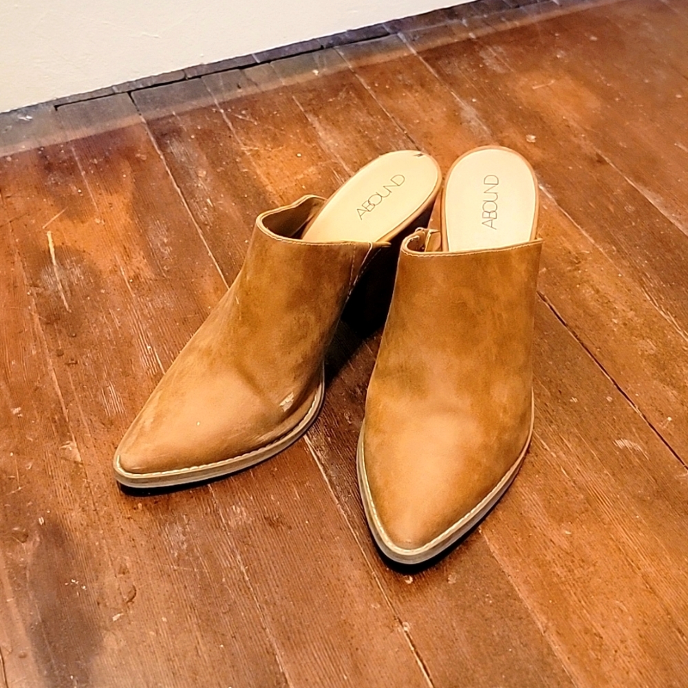 Abound Leather Mules